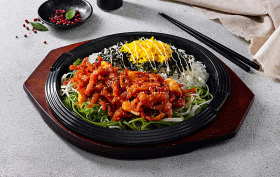 辛무뼈닭발&주먹밥 메뉴 사진(네이버)