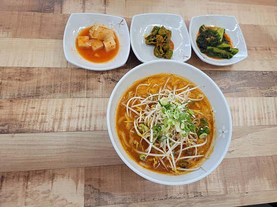 얼큰사골칼국수(많이매운맛) 메뉴 사진(네이버)