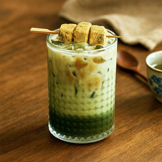쑥인절미라떼 메뉴 사진(네이버)