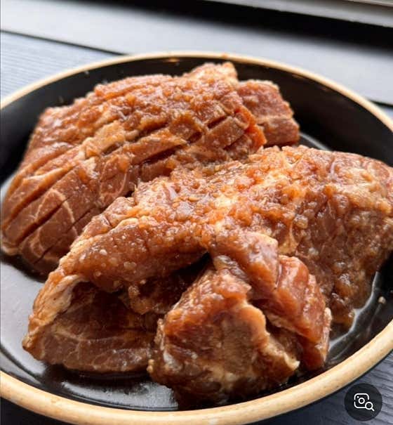 국내산돼지갈비180g 메뉴 사진(네이버)