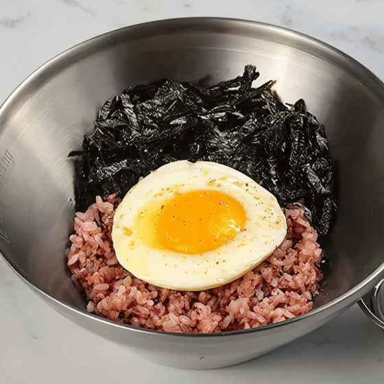 100% 참기름 간장계란밥 메뉴 사진(네이버)