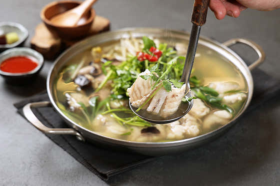 맑은 아구탕 메뉴 사진(네이버)