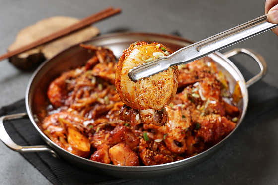 해물아구불고기 메뉴 사진(네이버)
