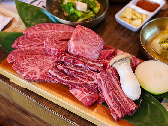 한우모듬 ++,+ 600g 메뉴 사진(네이버)