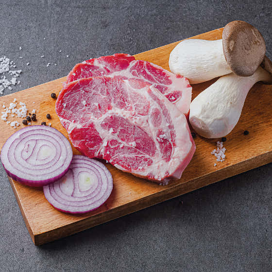 제주 프리미엄 흑돼지 목살 180g 메뉴 사진(네이버)