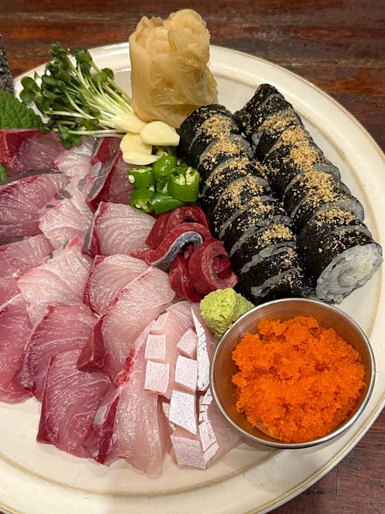 대방어+소금김밥+묵은지(시즌Off) 메뉴 사진(네이버)