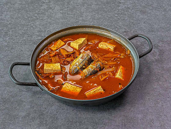 김치찌개 (참치/꽁치) 메뉴 사진(네이버)