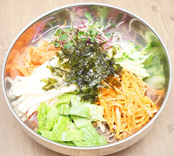 메밀비빔국수 메뉴 사진(네이버)