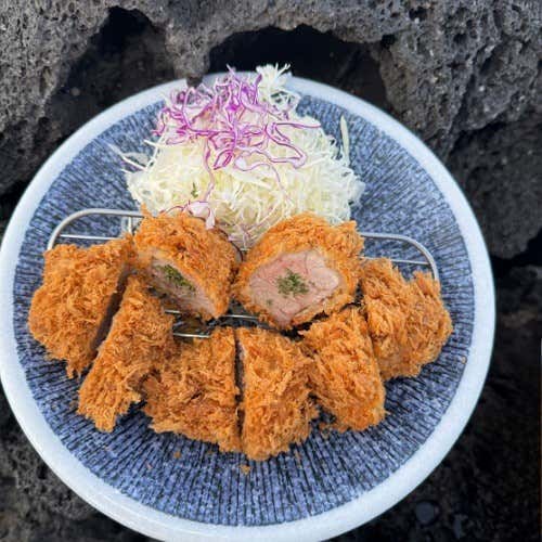 청정제주 흑돼지 안심카츠 메뉴 사진(네이버)