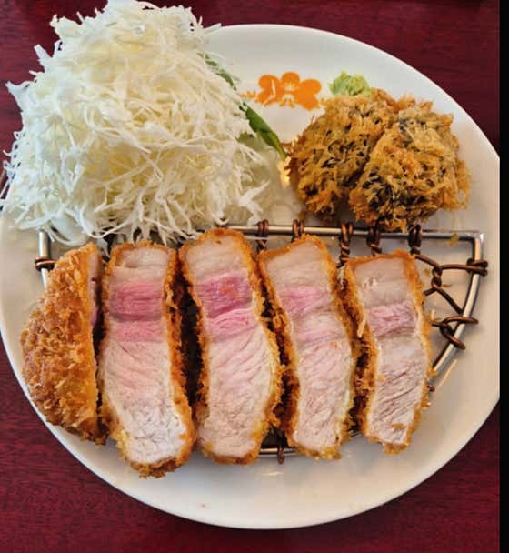 Tonkatsu and accompaniments at Donkkaseuui Jeongwon Gwangan Main Branch