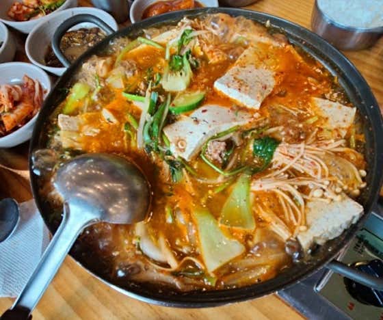 버섯두부전골 (3~4인) 메뉴 사진(네이버)