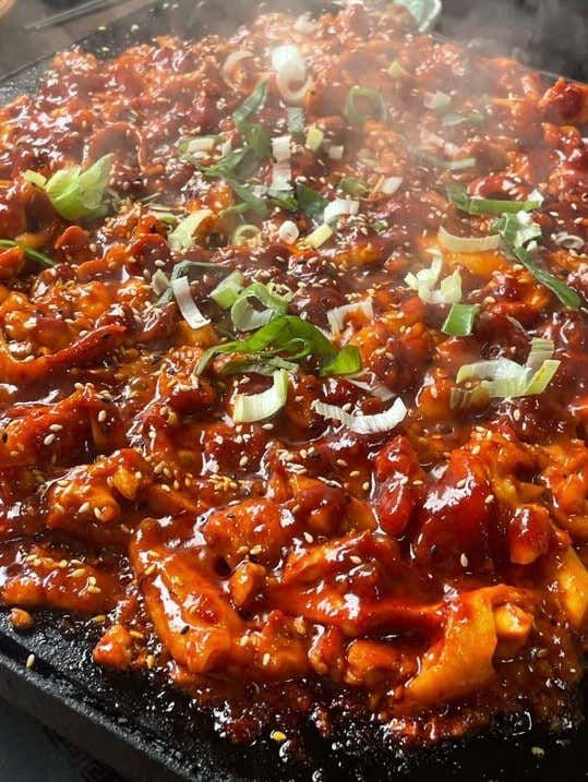 돌방구 촌닭구이 한마리 메뉴 사진(네이버)