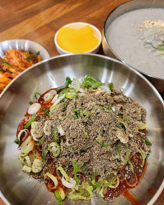 명품비빔국 메뉴 사진(네이버)
