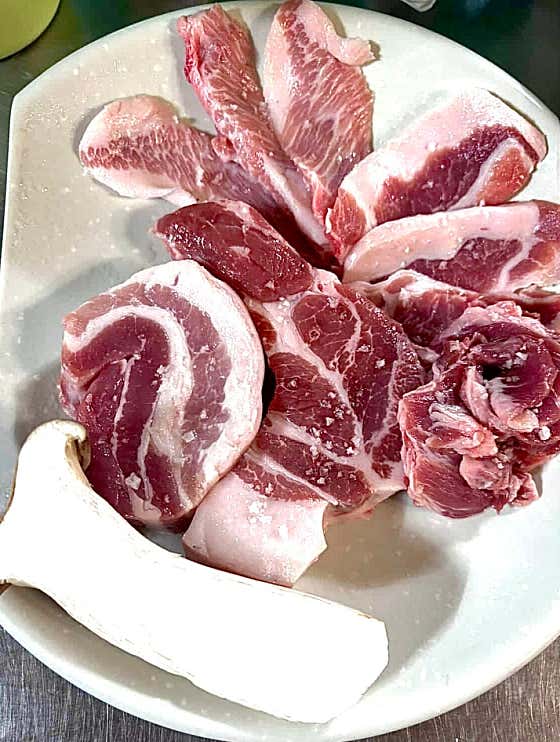 제주산 흑돼지모듬 소 400g 메뉴 사진(네이버)
