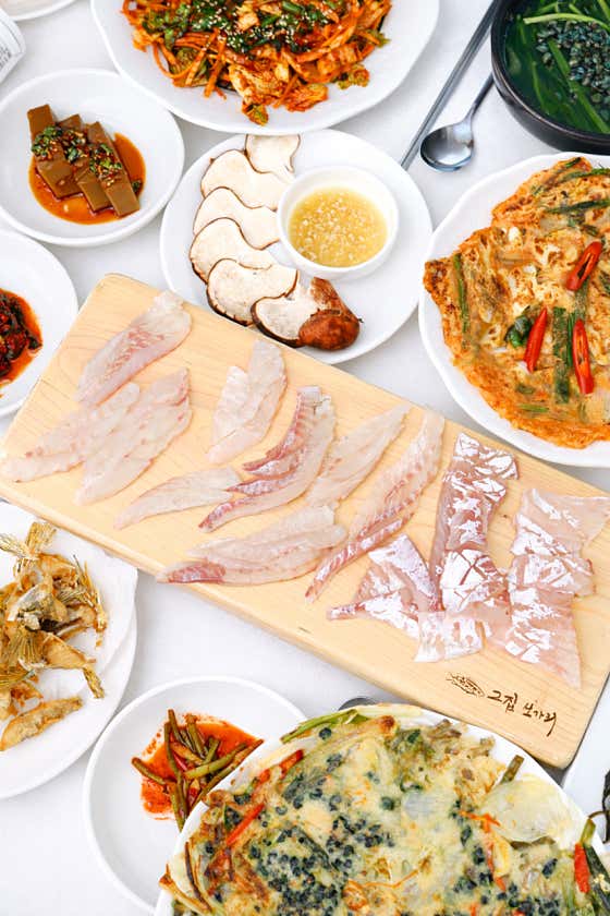 단양 쏘가리 회 코스(1kg) 메뉴 사진(네이버)