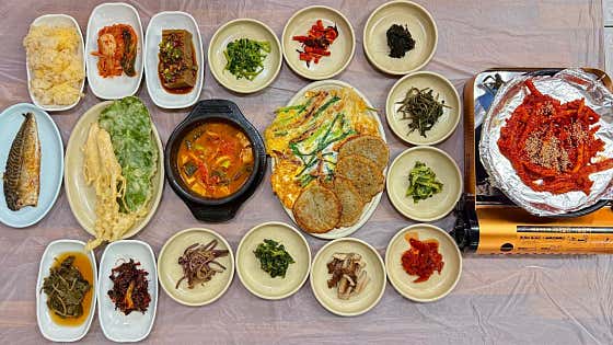 산채더덕정식 메뉴 사진(네이버)