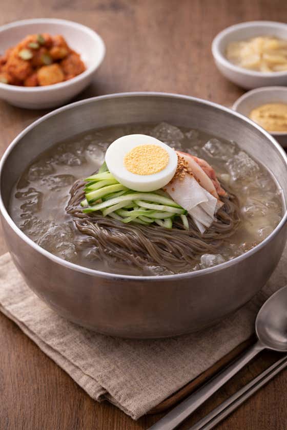 물냉면 메뉴 사진(네이버)