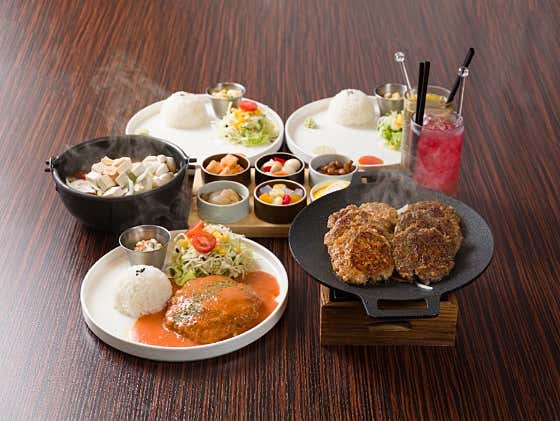 3인 떡갈비 정식세트 메뉴 사진(네이버)