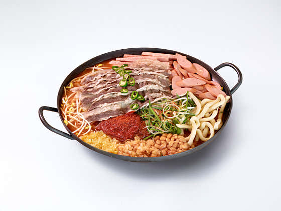 45cm우삼겹부대찌개(1인) 메뉴 사진(네이버)