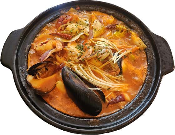 빼쉐(매콤) 메뉴 사진(네이버)