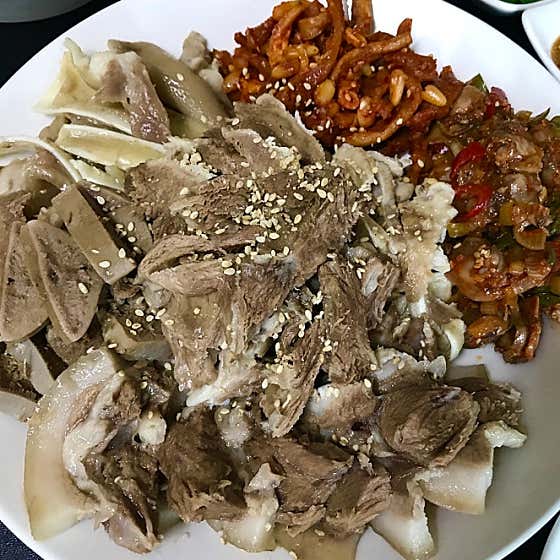 돼지머리수육찜(보통) 메뉴 사진(네이버)