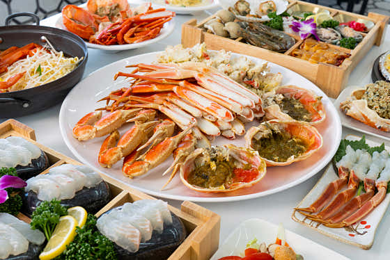 대게세트4인(대게+홍게+회+해산물) 메뉴 사진(네이버)