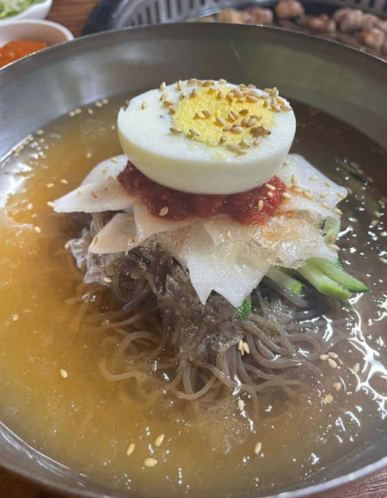 물냉면 메뉴 사진(네이버)