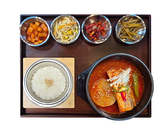 갈치 무조림 솥밥 한상 메뉴 사진(네이버)