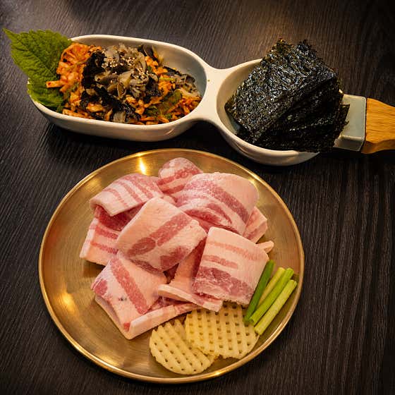 문경약돌냉삼(360g)+골뱅이무침 메뉴 사진(네이버)