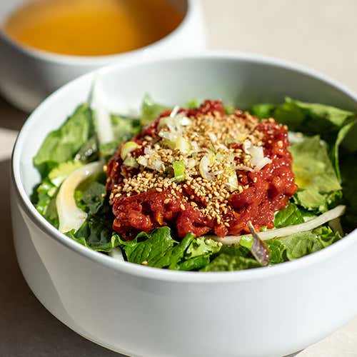 산아래 육회비빔밥 메뉴 사진(네이버)