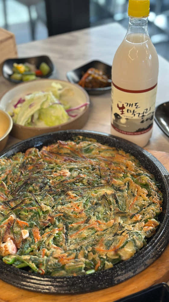 매콤 부추전 메뉴 사진(네이버)