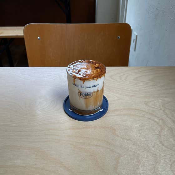 코코넛크림라떼 메뉴 사진(네이버)