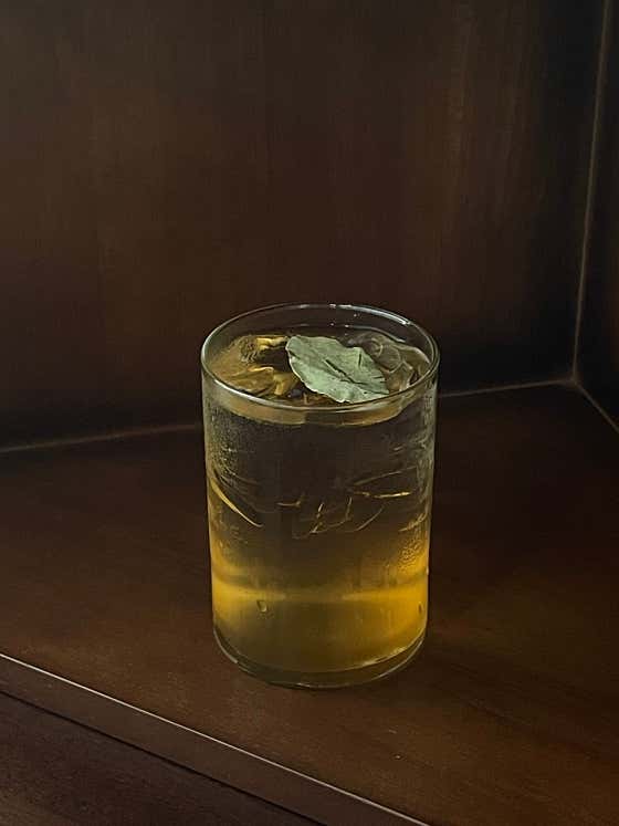 매실 (ICED/HOT) 메뉴 사진(네이버)