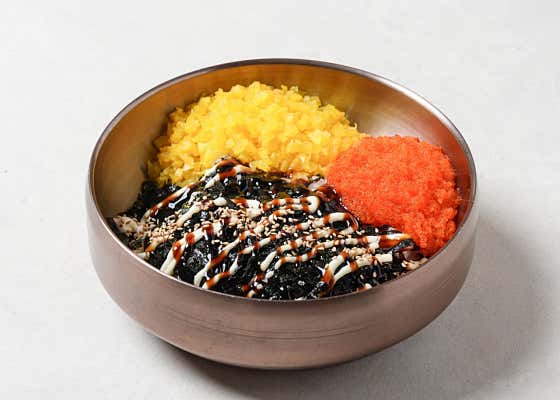 날치알주먹밥 메뉴 사진(네이버)