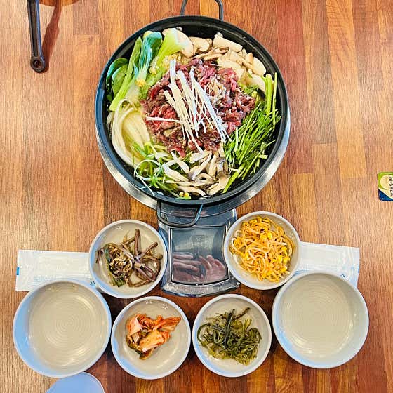 소고기버섯전골 대(3~4인) 메뉴 사진(네이버)