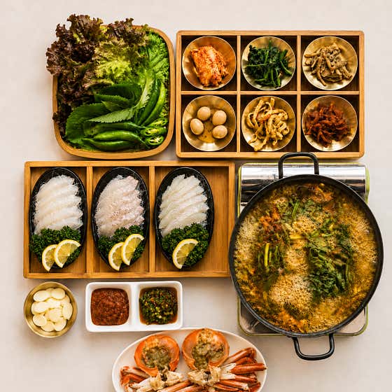 밥도둑 홍게+회백반 메뉴 사진(네이버)