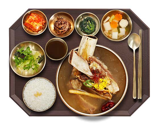 설리갱(왕갈비탕) 반상 메뉴 사진(네이버)