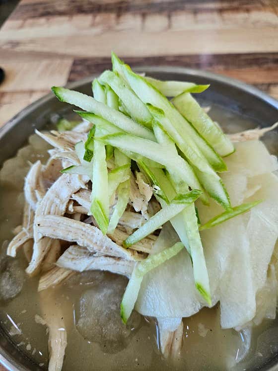 초계냉칼국수 메뉴 사진(네이버)