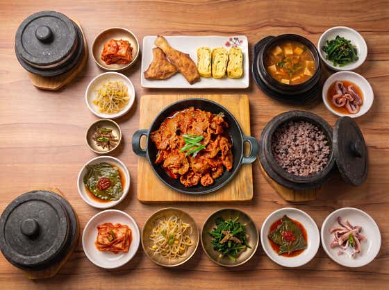 영양돌솥밥+제육볶음 메뉴 사진(네이버)