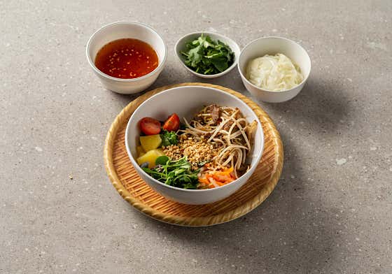 분짜비빔쌀국수 메뉴 사진(네이버)