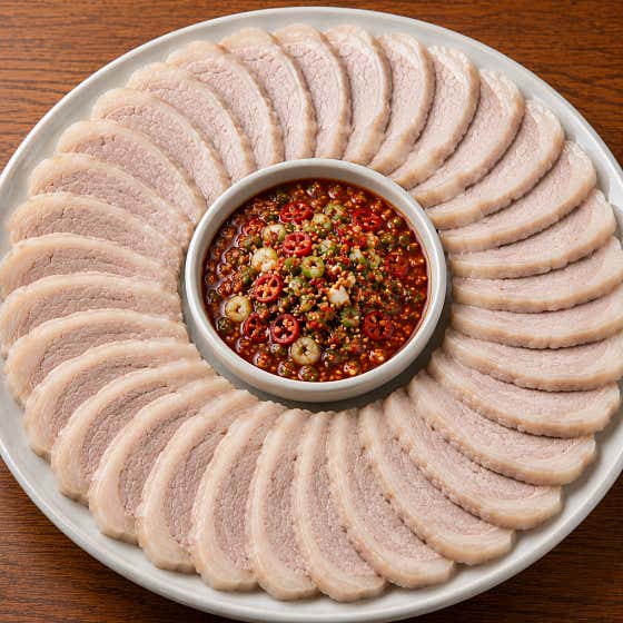 냉제육 메뉴 사진(네이버)
