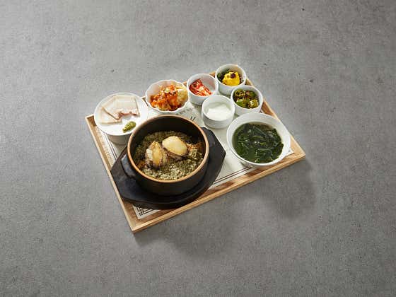 평일메뉴)제주식 활전복죽 한상 메뉴 사진(네이버)