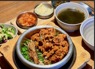 고추장제육솥밥 메뉴 사진(네이버)