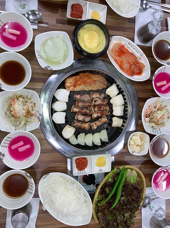 와인 생삼겹살 메뉴 사진(네이버)