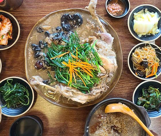 오리누릉지백숙 메뉴 사진(네이버)