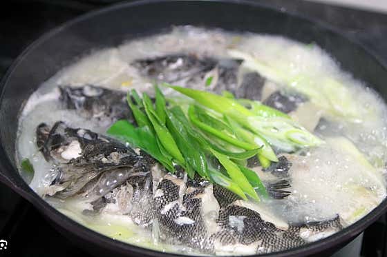 생우럭지리탕 메뉴 사진(네이버)