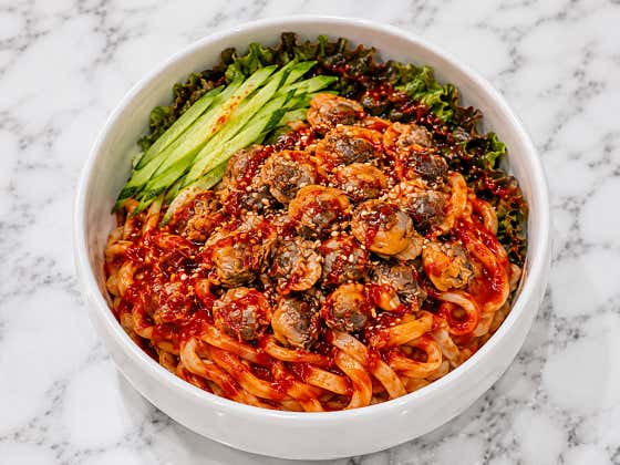 꼬막 비빔칼국수 메뉴 사진(네이버)