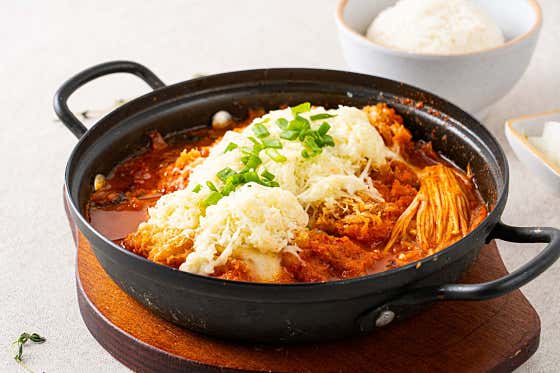 김치치즈나베 메뉴 사진(네이버)