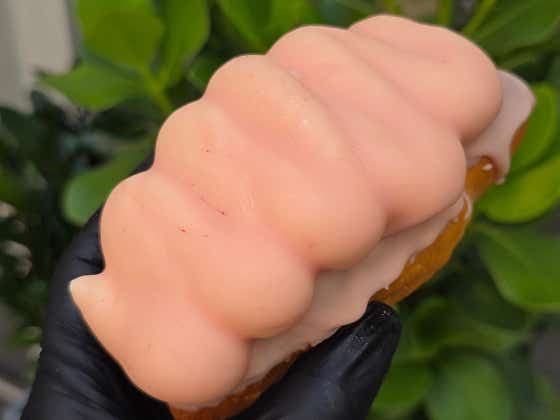 복숭아 왁뿌 소금빵 메뉴 사진(네이버)