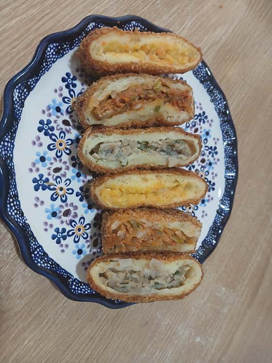 고로케(고기,김치,감자) 메뉴 사진(네이버)